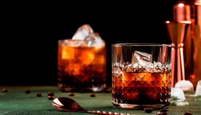Read more about the article Black Russian Receita do Drink Original. Você sabe Por que ele leva este Nome?